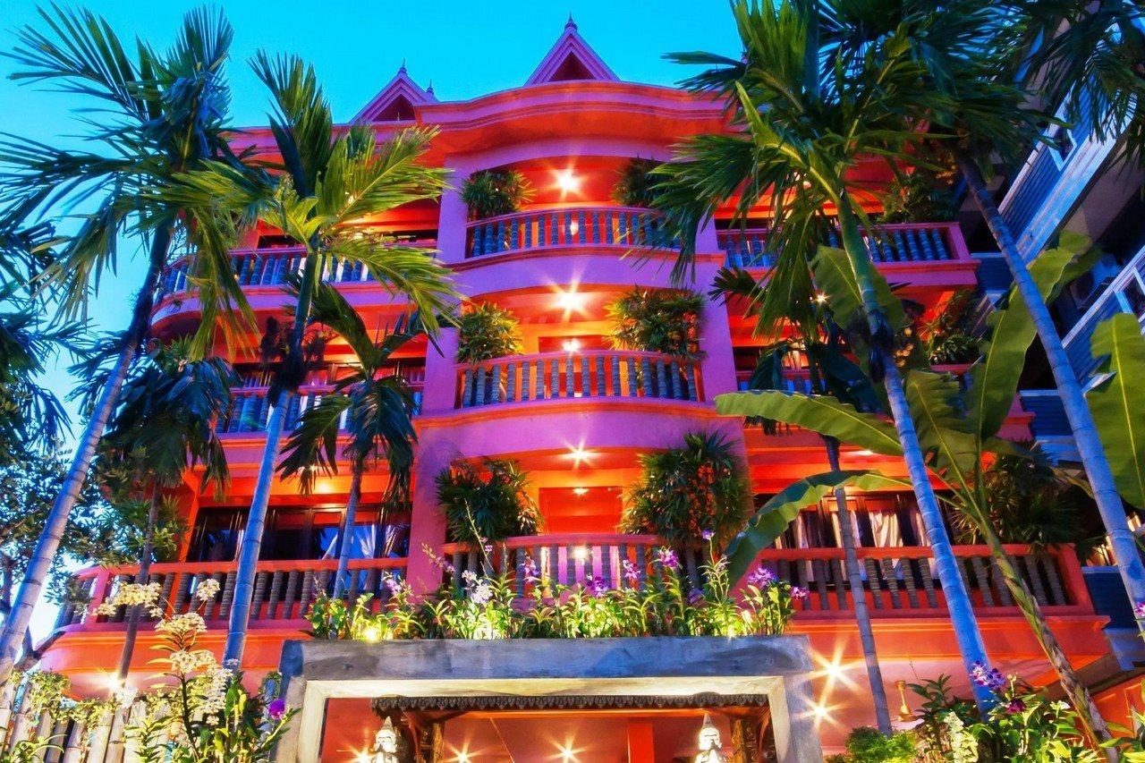 Golden Butterfly Hotel 3*