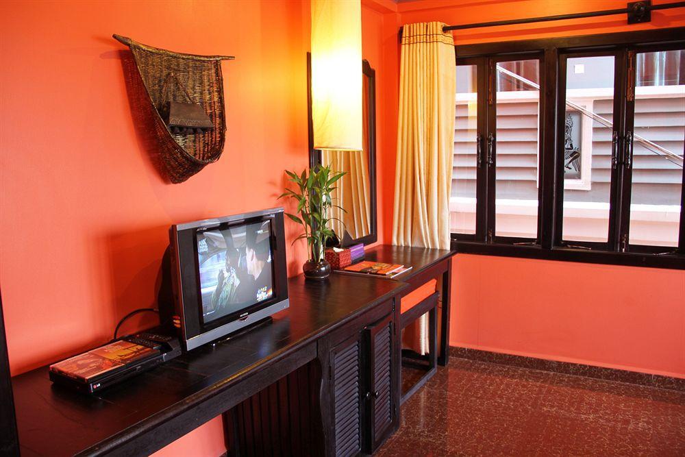 Hotel Golden Butterfly 3*