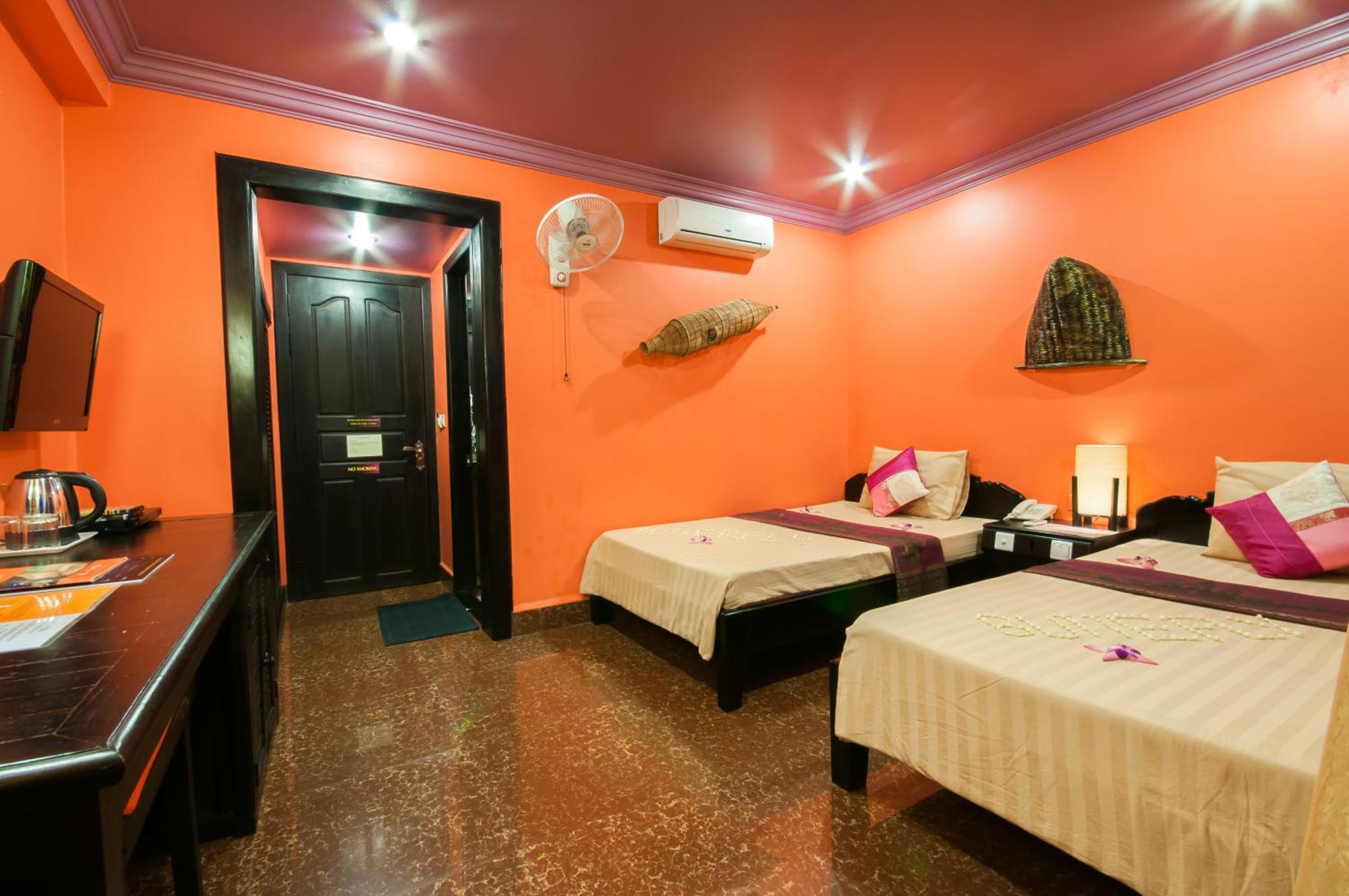 Hotel Golden Butterfly