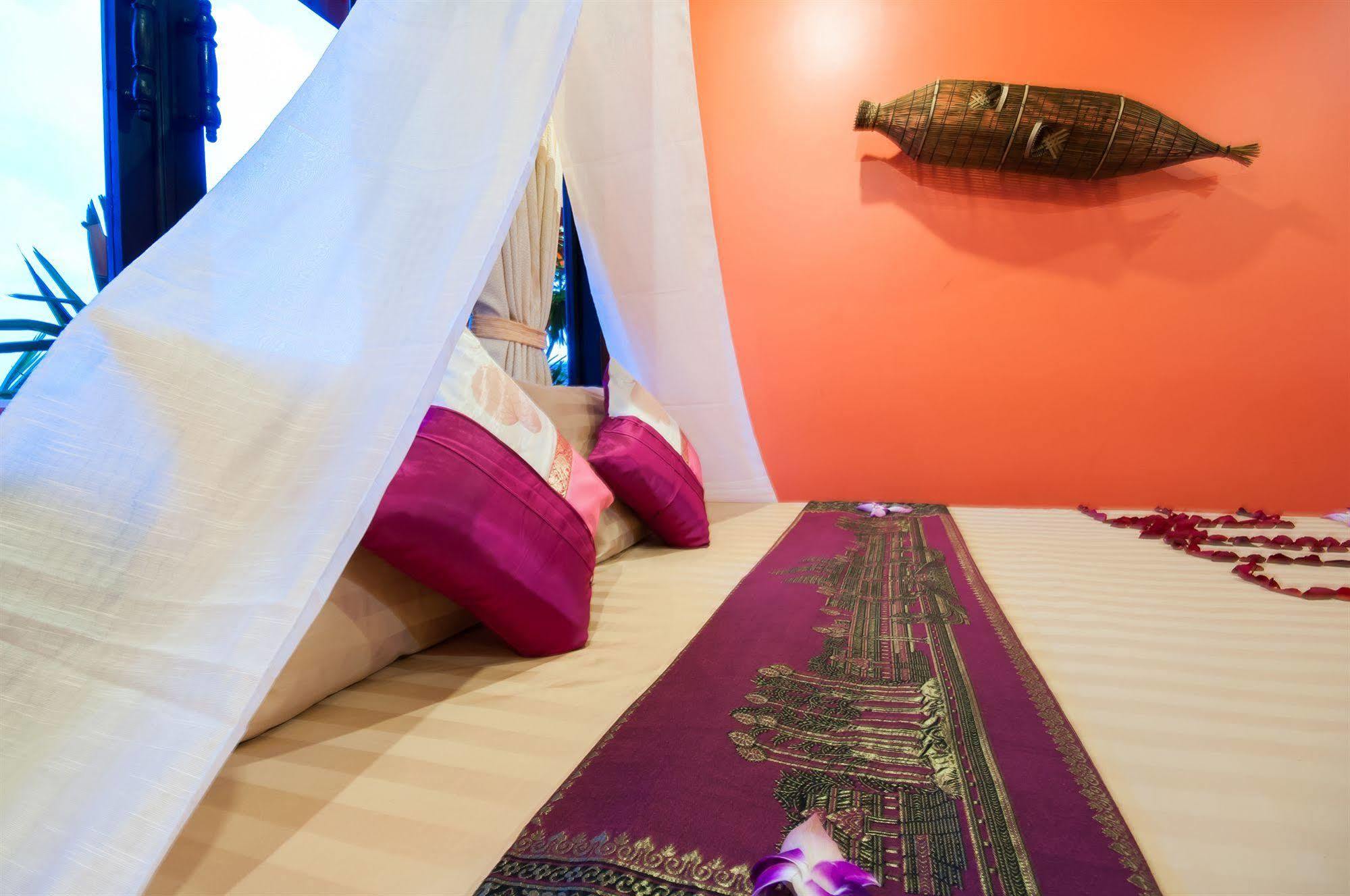 Hotel Golden Butterfly 3*